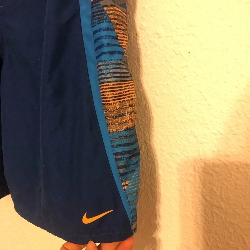 3/$25 🙌🏼 Nike Men’s Swim Trunks Elastic Waistband 9” Inseam Medium